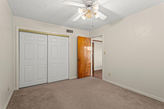 1100 W Lubbock Street, Slaton, TX 79364