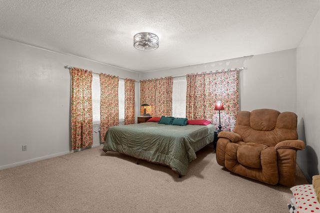 1100 W Lubbock Street, Slaton, TX 79364