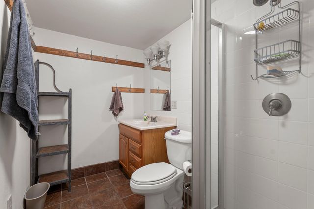 1100 W Lubbock Street, Slaton, TX 79364