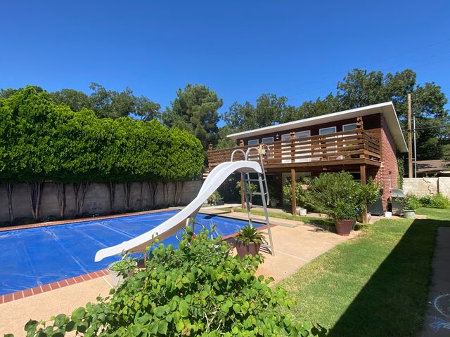 1100 W Lubbock Street, Slaton, TX 79364