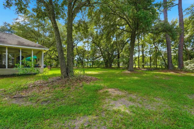 213 Jericho Ct., Georgetown, SC 29440