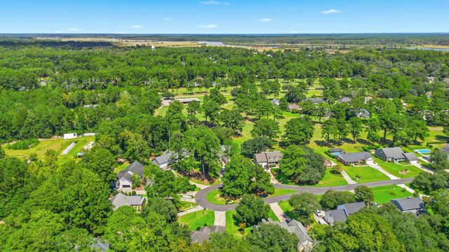 213 Jericho Ct., Georgetown, SC 29440