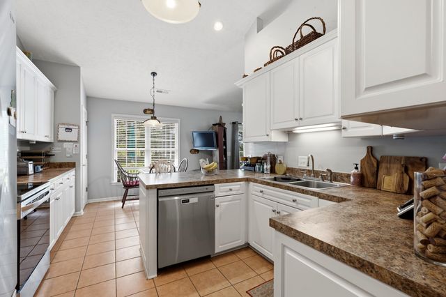 213 Jericho Ct., Georgetown, SC 29440