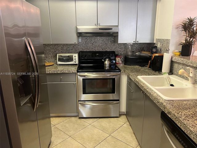 19877 E Country Club Dr 3101, Aventura, FL 33180