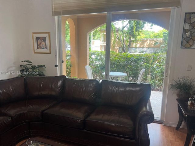 19877 E Country Club Dr 3101, Aventura, FL 33180