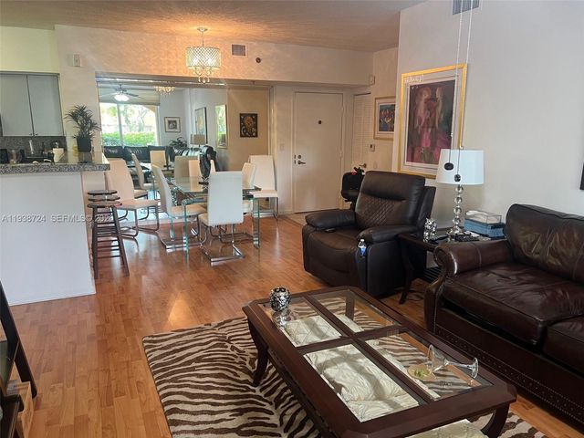 19877 E Country Club Dr 3101, Aventura, FL 33180