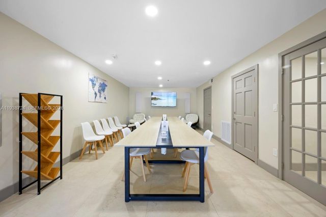 19877 E Country Club Dr 3101, Aventura, FL 33180