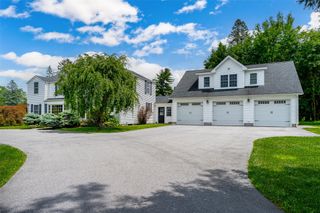 14 Flower Hill Road, Poughkeepsie, NY 12603