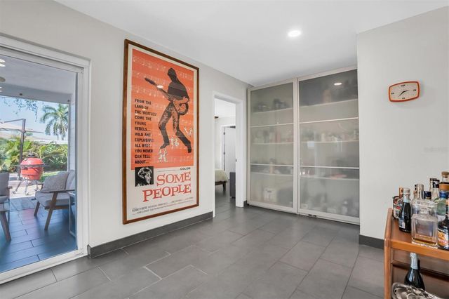 5909 4TH AVENUE N, St Petersburg, FL 33710