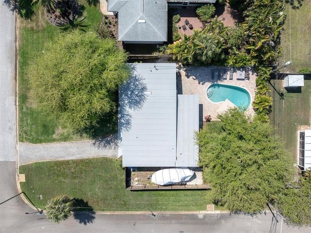 5909 4TH AVENUE N, St Petersburg, FL 33710