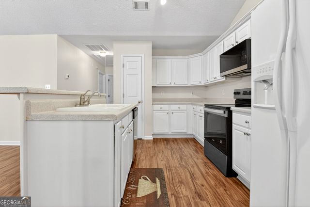 230 Courtyard Drive, Newnan, GA 30265