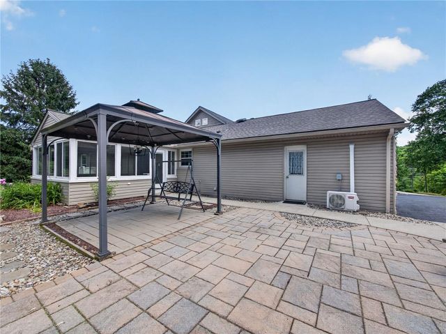4701 Main Road West, Upper Milford Twp, PA 18049