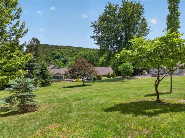 4701 Main Road West, Upper Milford Twp, PA 18049