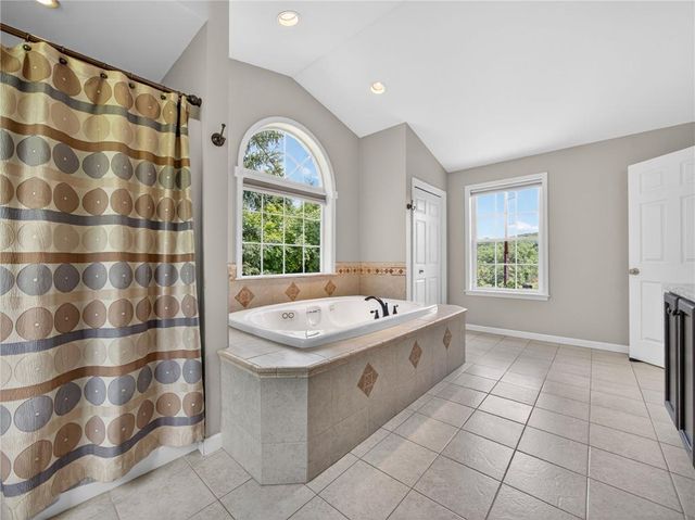 4701 Main Road West, Upper Milford Twp, PA 18049
