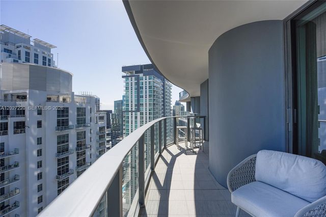 1000 Brickell Plaza 3705, Miami, FL 33131