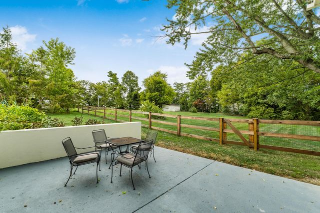 359 Buena Vista Drive, Johnstown, OH 43031