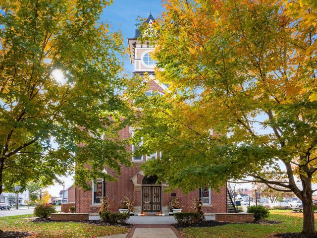 359 Buena Vista Drive, Johnstown, OH 43031