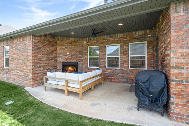 1721 Ella Place, Bentonville, AR 72713