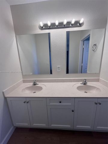 13495 SW 262nd St 13495, Homestead, FL 33032