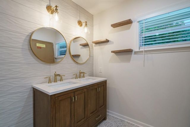 2359 Mark Trail, Decatur, GA 30032