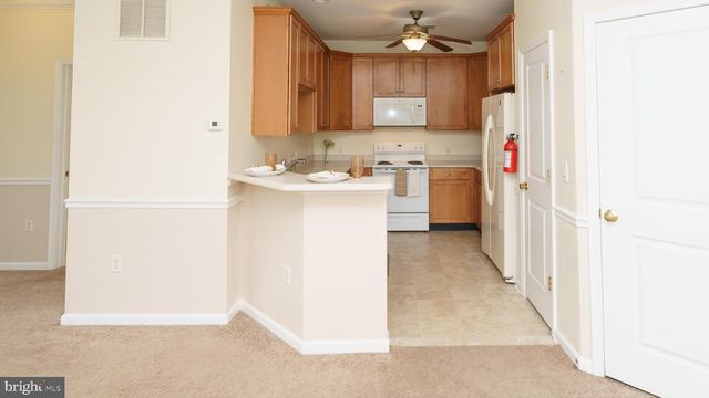 401 DEGAS CT, Williamstown, NJ 08094