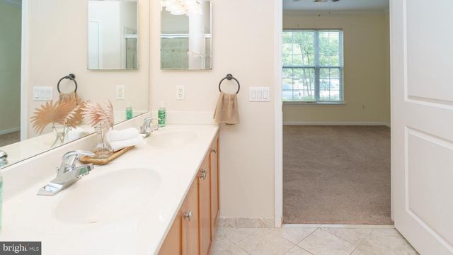 401 DEGAS CT, Williamstown, NJ 08094