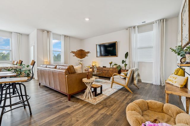 7360 Brady Ln, Antioch, TN 37013