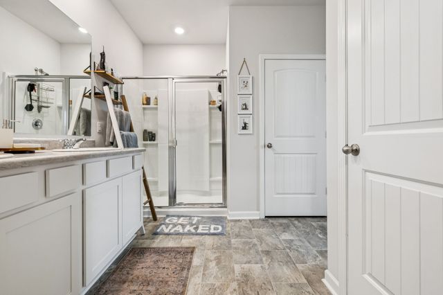 7360 Brady Ln, Antioch, TN 37013