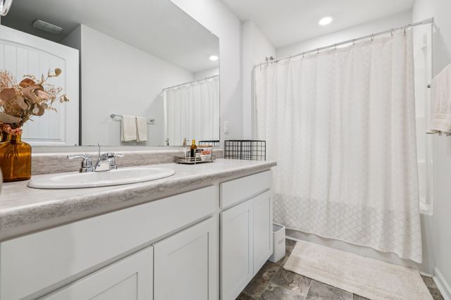 7360 Brady Ln, Antioch, TN 37013