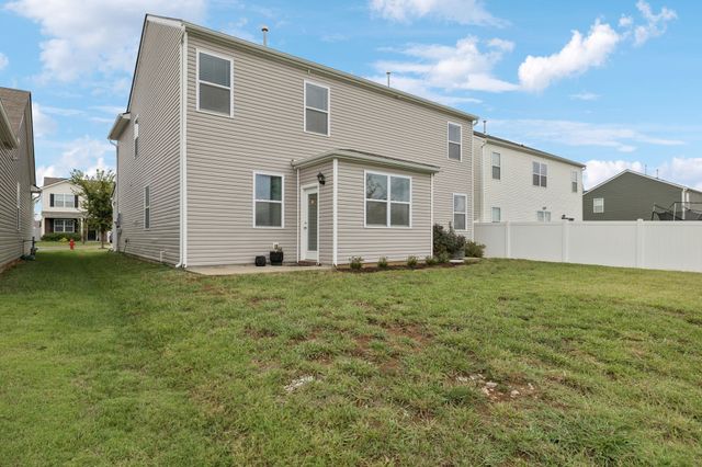 7360 Brady Ln, Antioch, TN 37013