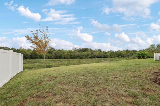 7360 Brady Ln, Antioch, TN 37013