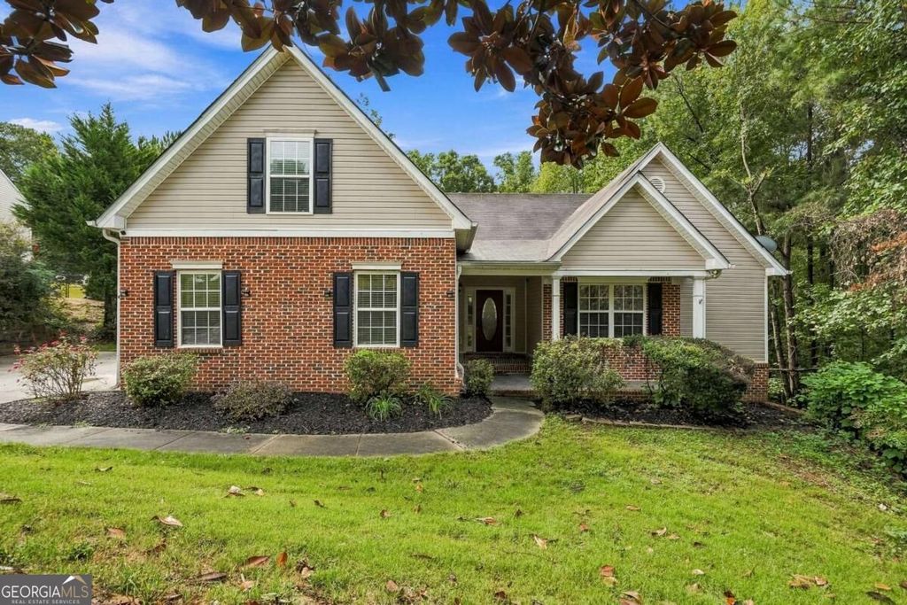 6749 Carriage Walk Lane, Flowery Branch, GA 30542 — exterior