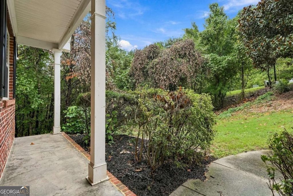 6749 Carriage Walk Lane, Flowery Branch, GA 30542 — photo 4