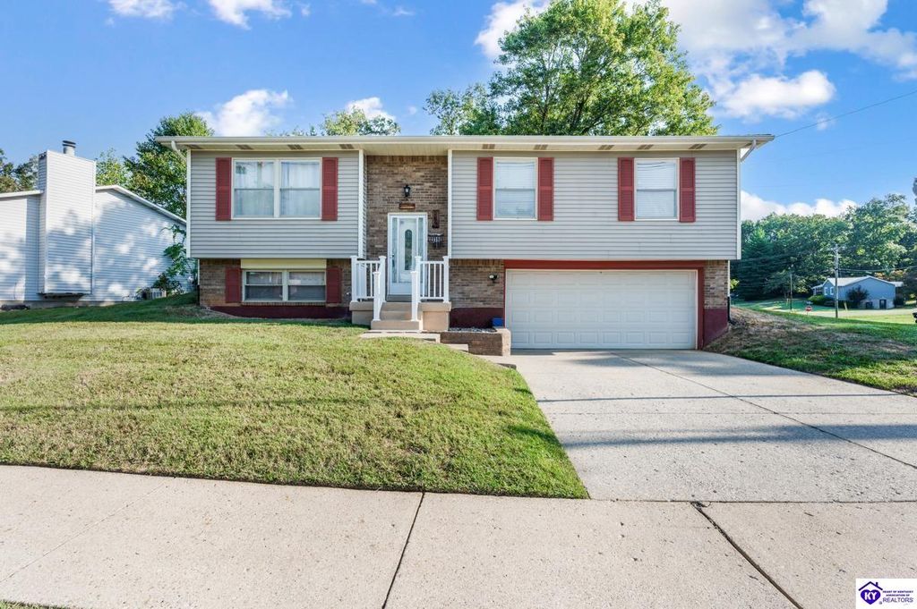 1465 Crestview Drive, Radcliff, KY 40160