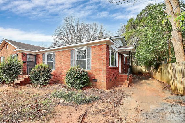 1415 Springwood Lane, Charlotte, NC 28210