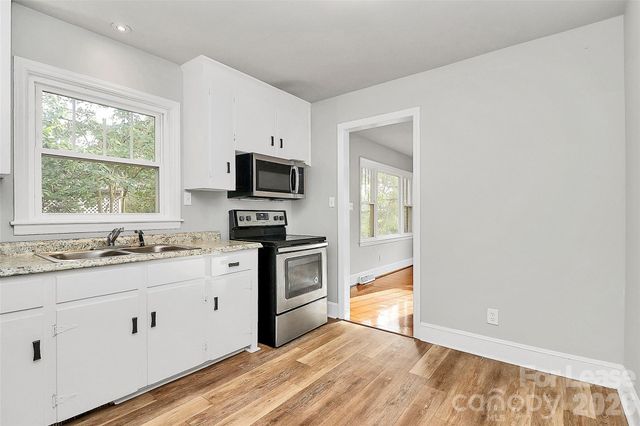 1415 Springwood Lane, Charlotte, NC 28210