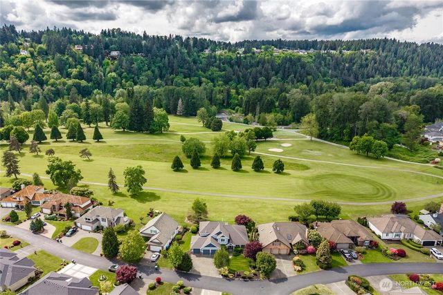 14922 145th Avenue Ct E, Orting, WA 98360