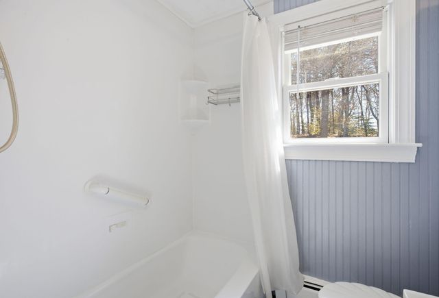 14 Saint Anns Lane, Falmouth, MA 02540