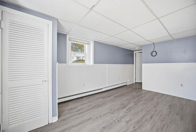 14 Saint Anns Lane, Falmouth, MA 02540