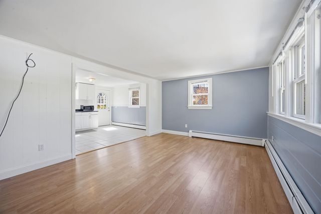 14 Saint Anns Lane, Falmouth, MA 02540