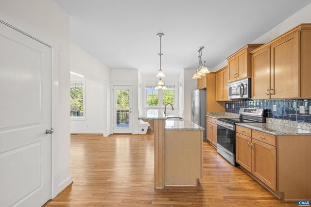 653 TYREE LN, Charlottesville, VA 22901