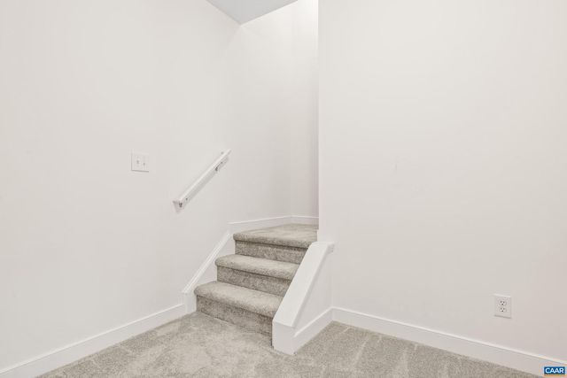 653 TYREE LN, Charlottesville, VA 22901