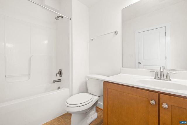 653 TYREE LN, Charlottesville, VA 22901