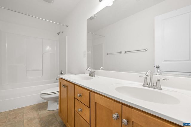 653 TYREE LN, Charlottesville, VA 22901