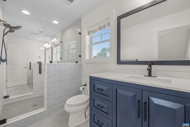 653 TYREE LN, Charlottesville, VA 22901