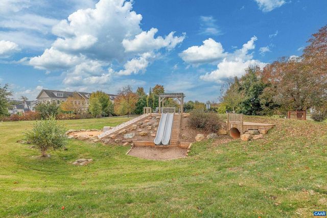 653 TYREE LN, Charlottesville, VA 22901