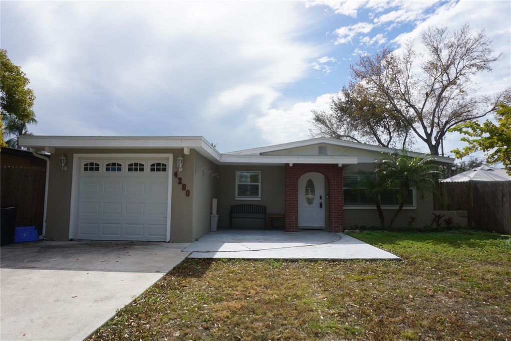 4280 69TH AVENUE N, Pinellas Park, FL 33781