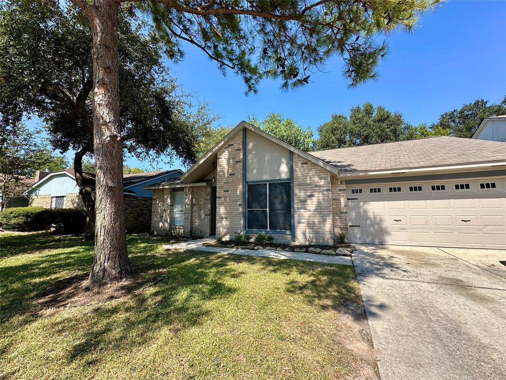 12006 Fork Creek Drive, Houston, TX 77065