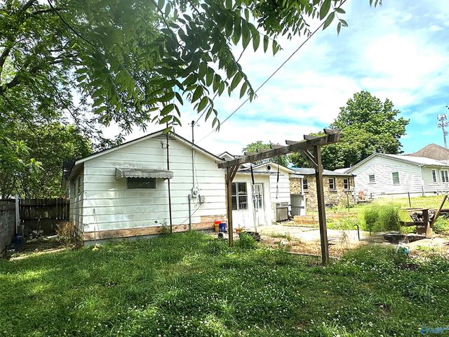 1110 10th Avenue SE, Decatur, AL 35603