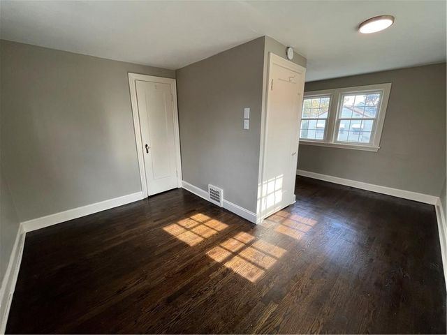 2819 E 63rd Street, Kansas City, MO 64130